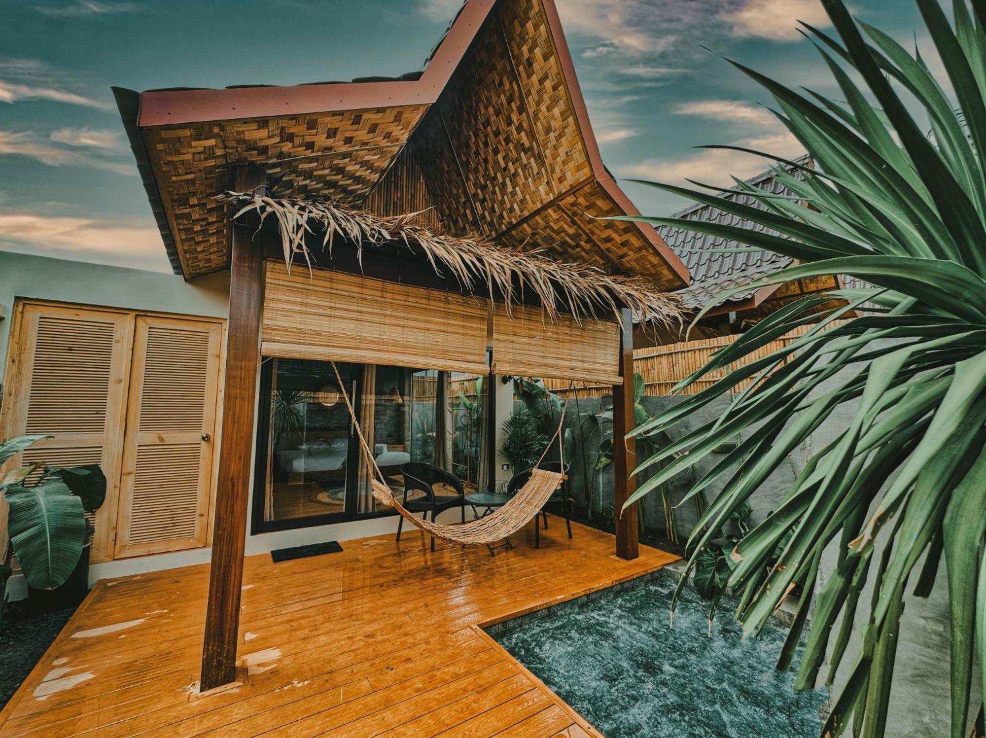 Reca Resort Official Porac الغرفة الصورة