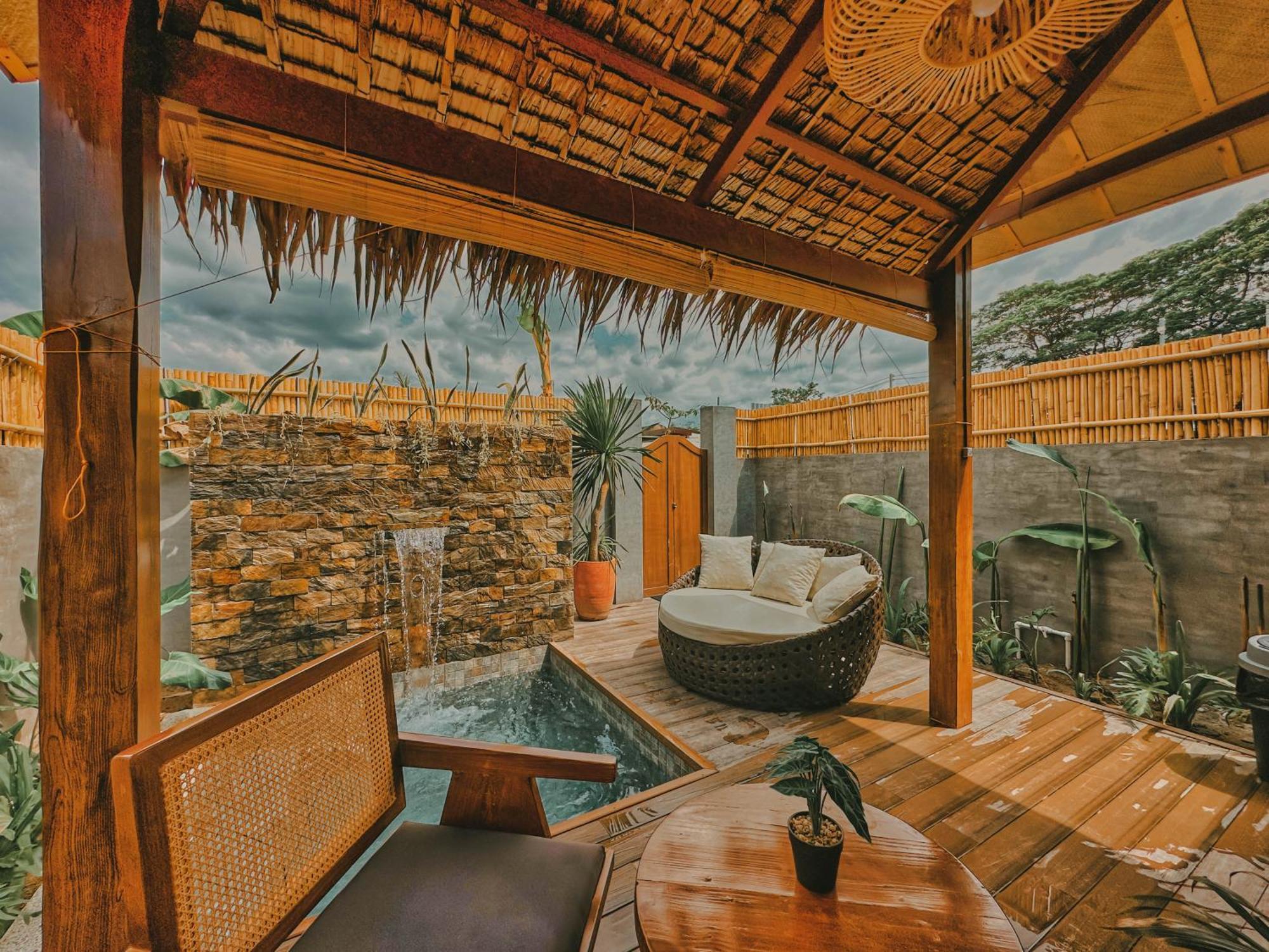Reca Resort Official Porac الغرفة الصورة